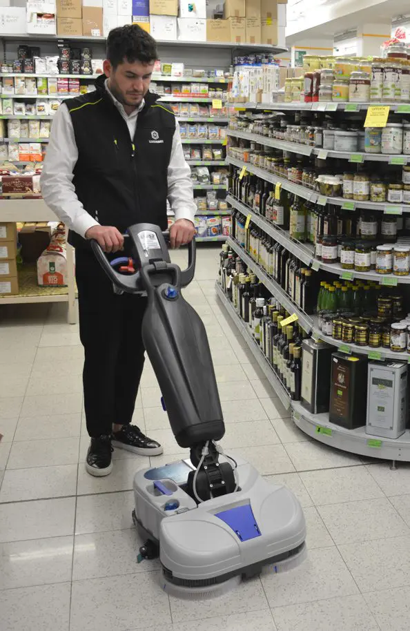 Autolaveuse compacte Lindhaus