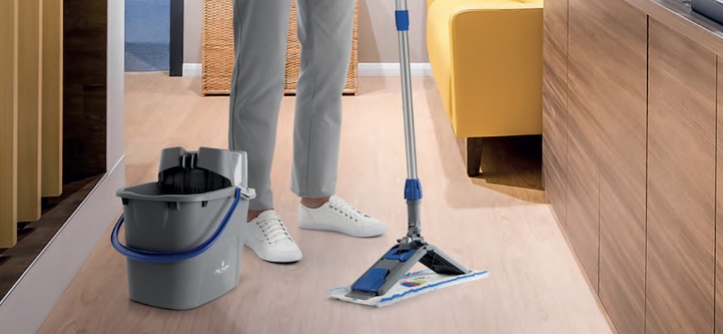 Seau de lavage professionnel et le nettoyage du sol devient facile !